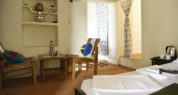 luxury suits near rishikesh
